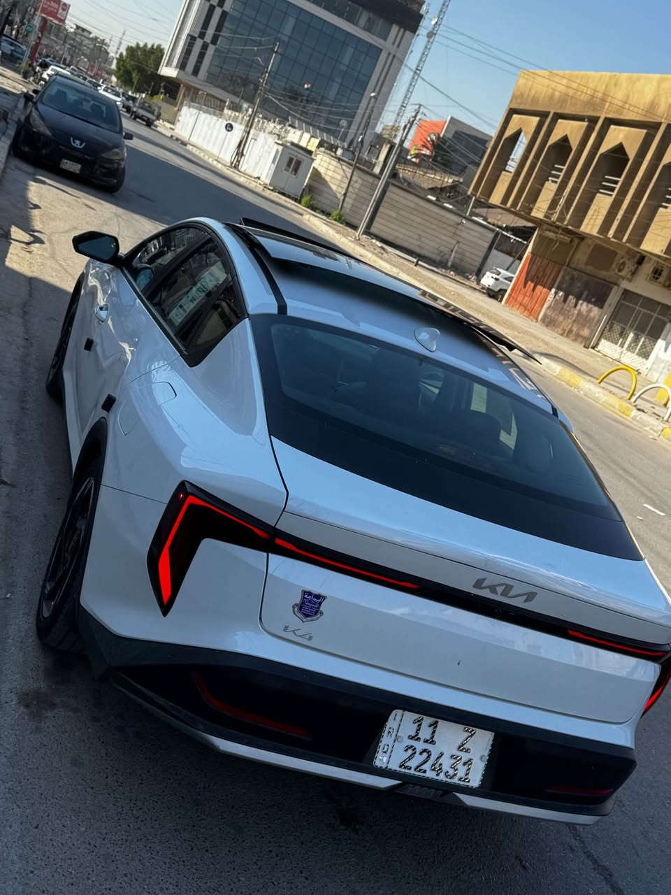 كيا كي 4 موديل ٢٠٢٥ كلين بدون اي ضرر فقط براغي المكينه مفتوحه 
مكينه ٢٠٠٠ دوش بنزين 
فول بنوراما 
بصمه 
تشغيل عن بعد 
صندوق كهرباء 
رادارات من كل جهة 
جلد 
تدفئه كراسي واستيرن 
ااسياره جديده ماشيه ١٧ الف ميل فقط 
مرقم بغداد الجديد 
شاشه متصله 
وبعد بيه مواصفات 
السعر ١٩٠ ورقه 
الكراده شارع ٦٢ 
***********
*********** بغداد, العراق

