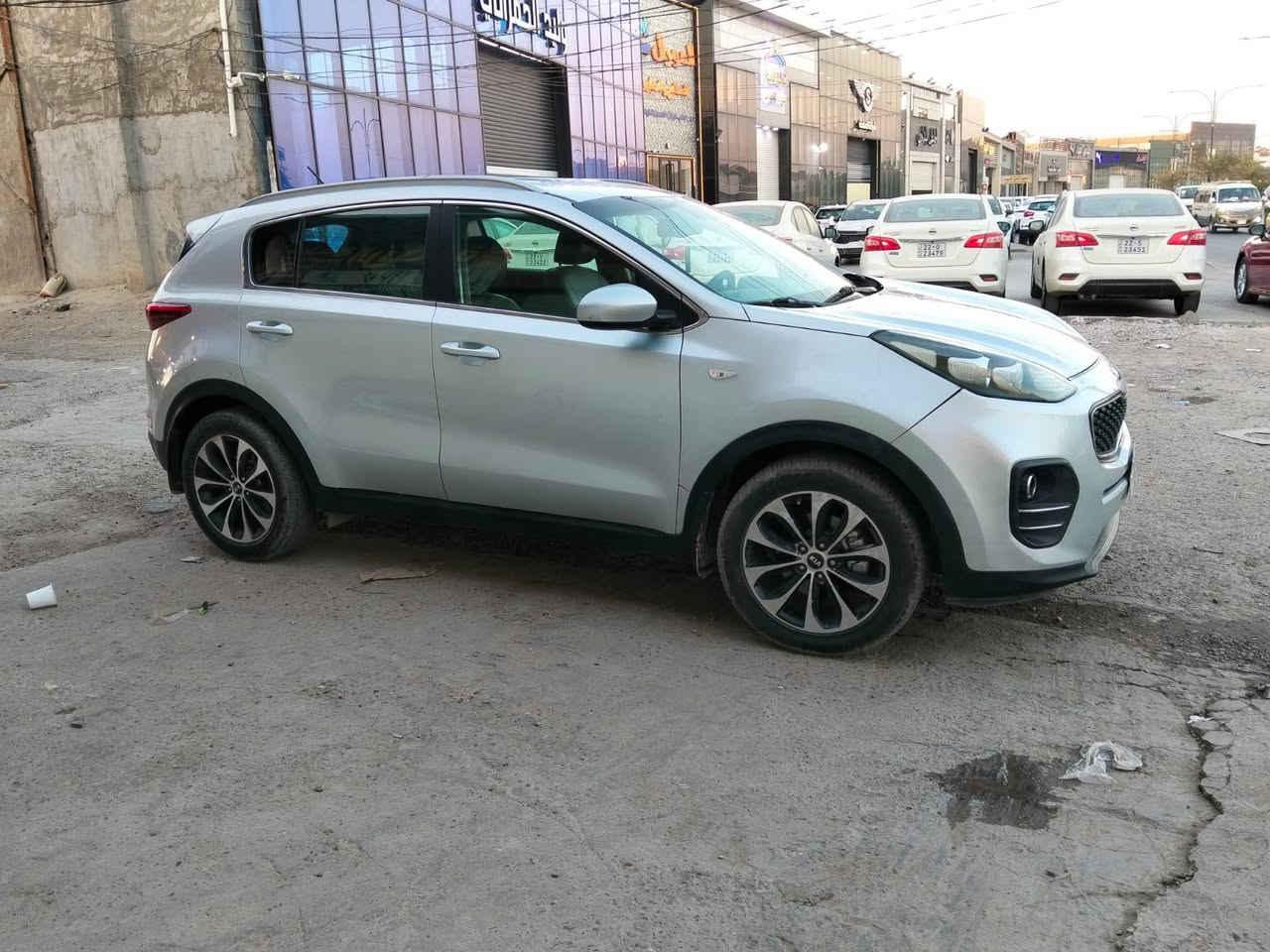 السلام عليكم
سياره كيا سبورتج موديل 2017 خليج السياره مثل ماموضح بل سونار بيها فقط بابين صبغ سياره جاهز أو اي نقص مابيها والسونار موجود يمك وخابر وتدالال السعر 140
***********
