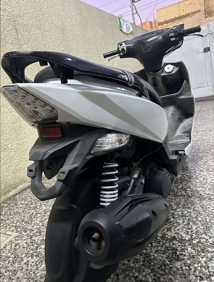 دراجه جيتي أر مكفوله من كلشيء  سعر 850وبيه مجال مكاني شارع حيفا رقمي ***********
