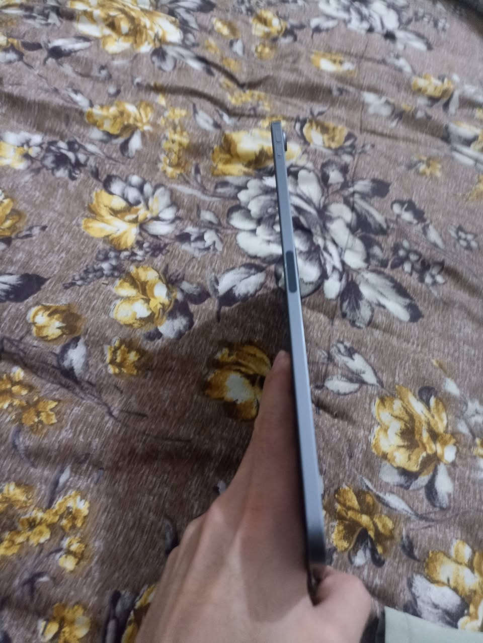 ايباد اير 5
ذاكره64
معالجm1جدا قوي اقوه من معالج ايفون15برو ماكس
شاشة بحجم11 وتردد60hz
بطاريه80% وتر ابروف مامبدل بي اي شي
ويا كارتون وشاحنه ومبرد الجهاز مرتب بس بي ضربات فقط بلئطار الشاشه نضيفه وبي لاصق شاشه بدون كفر
الشعر380 بي مجال جدا قليل
مكاني ميسان قضاء الكحلاء
ممكن اراوس فقط مع ايفون وسامسونك من فئه الs
***********
