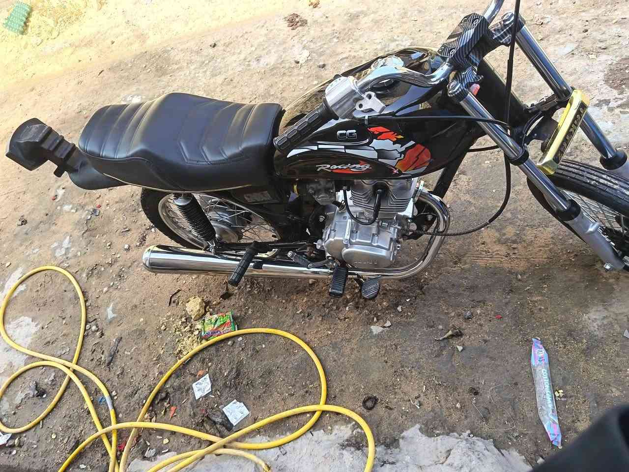 السعر 700وبيها مجال الشراي


**إذا كنت صاحب هذا الإعلان وتريد حذفه لأي سبب، رجاءا أرسل رسالة إلى الدعم الفني**