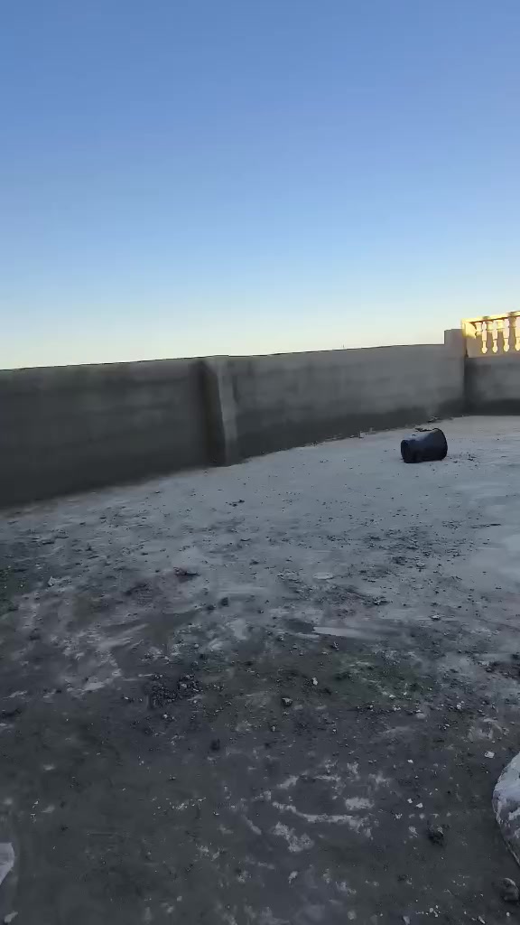 سلام عليكم اخوتي موجود كادر عمل نفوت بلوك نفوت جص نلكل حجر تنضيف احواش كلشي نشتغل رقم هاتف ***********
