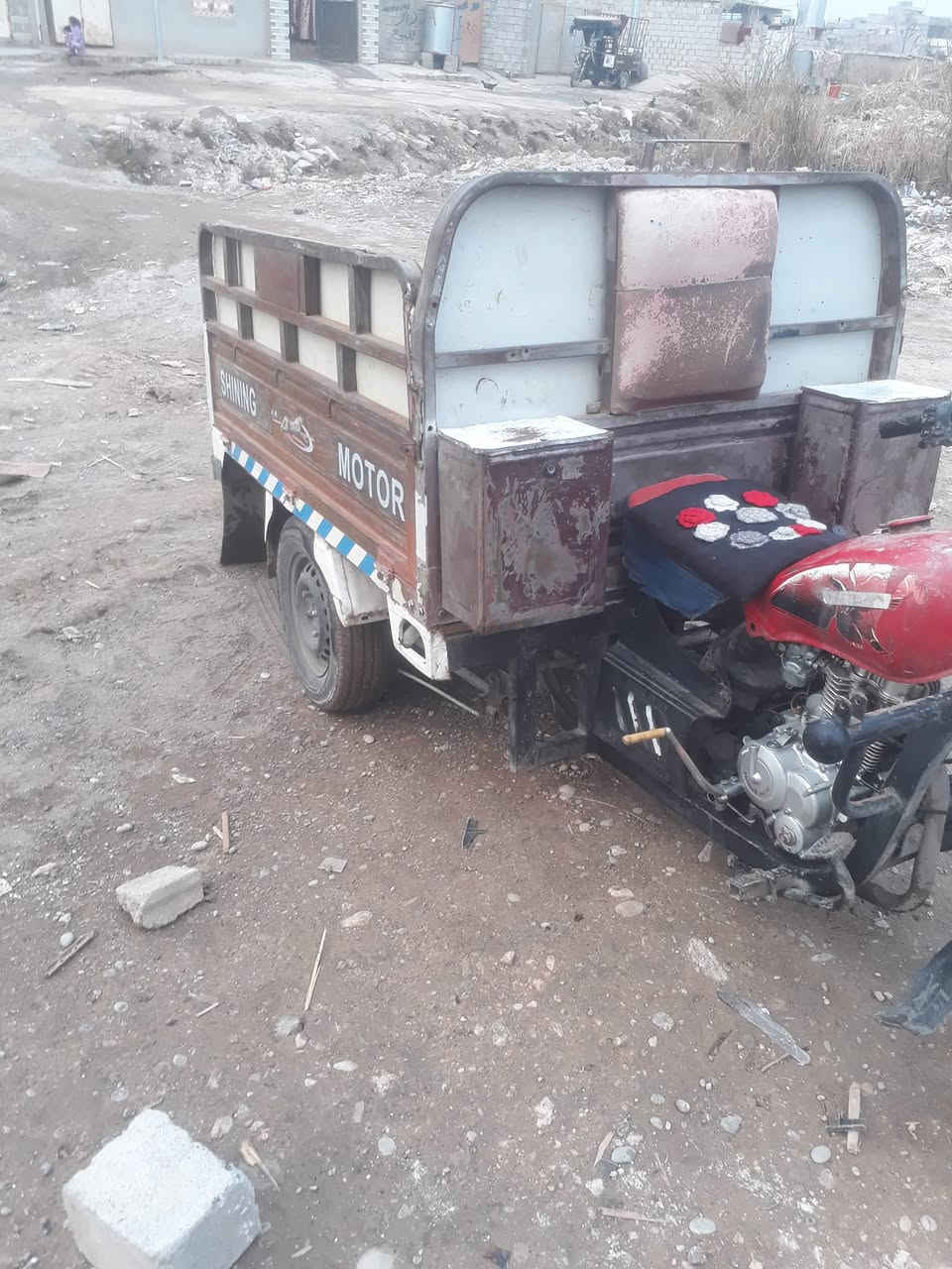 ستوته للبيع موديل ١٦ محرك 24شاصي محرك شرط يعوز كهربائيات السعر ٧٠٠ المكان حي صدام ***********
