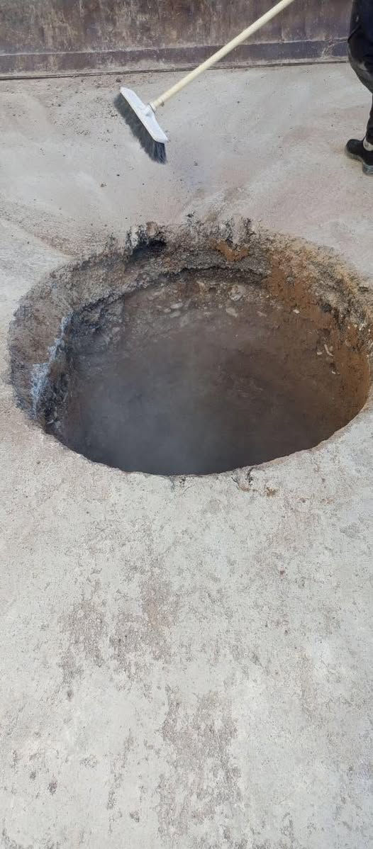 السلام عليكم 👋🏻
حفارة بير صحيات +لف بلوك🧱

نشتغل داخل كركوك ونواحيها 🚶🏻‍♂️

بسعر مناسب 💵🫱🏼‍🫲🏽

انتصل وتدلل📞

***********

***********
