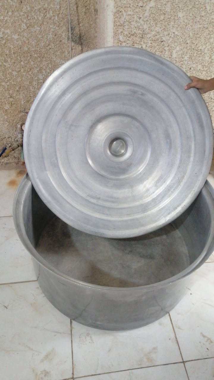قدر حجم كبير للبيع السعر ٨٠ الف


**إذا كنت صاحب هذا الإعلان وتريد حذفه لأي سبب، رجاءا أرسل رسالة إلى الدعم الفني**