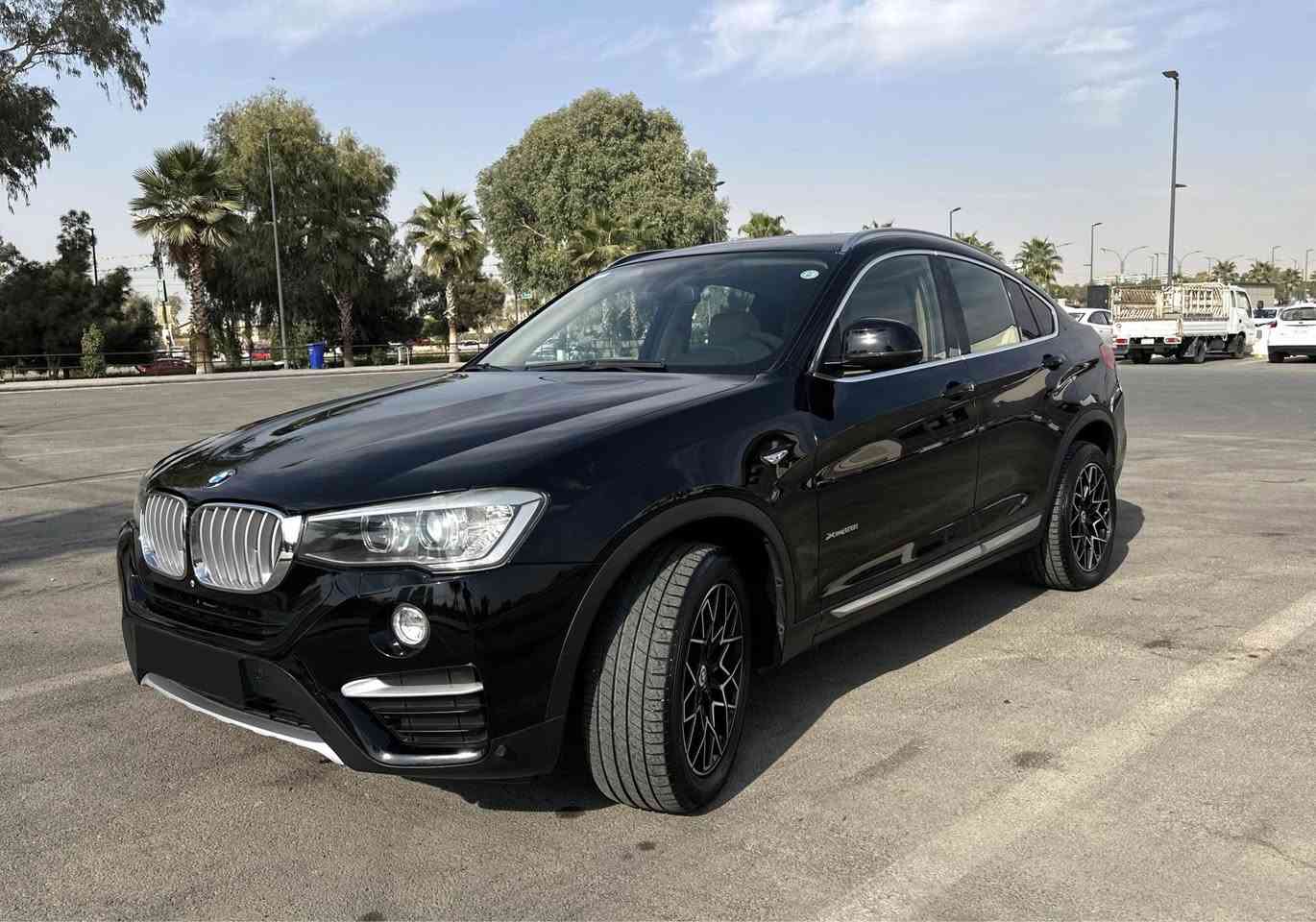 بي ام دبليو 2015 BMW x4 وارد خليجي
 وكالة العروش مكفولة كفالة عامة 
من الصبغ والضرر والتبديل 
مواصفات فول حيل جديدة ونظيفة 
 محرك اربعة سلندر Twin Power Turbo
سلايد روف  خمس كامرات 360 
حساسات خلفية امامية ولايت وبك لايت LED 
بصمة تشغيل وانارة ترحيب وصندوق كهرباء ومري جانبية متحركة كهرباء نظام X Drive مع ذاكرة خزن شاشة كبيرة للاعطال وثلاث انظمة للقيادة 
رقم اربيل بأسمي شخصيآ 
فحص وهزة وارقام وسنوية كله جديد
ماشية 135 الف

للاتصال
*********** أربيل, العراق
