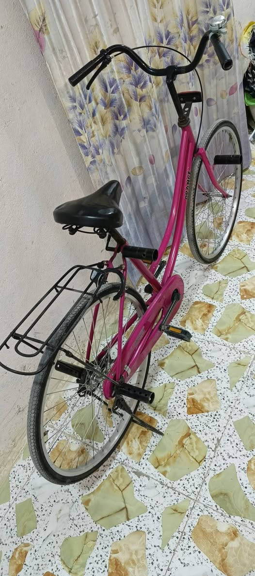 للبيع غراضه كامله اليريده يجي خاص


**إذا كنت صاحب هذا الإعلان وتريد حذفه لأي سبب، رجاءا أرسل رسالة إلى الدعم الفني**