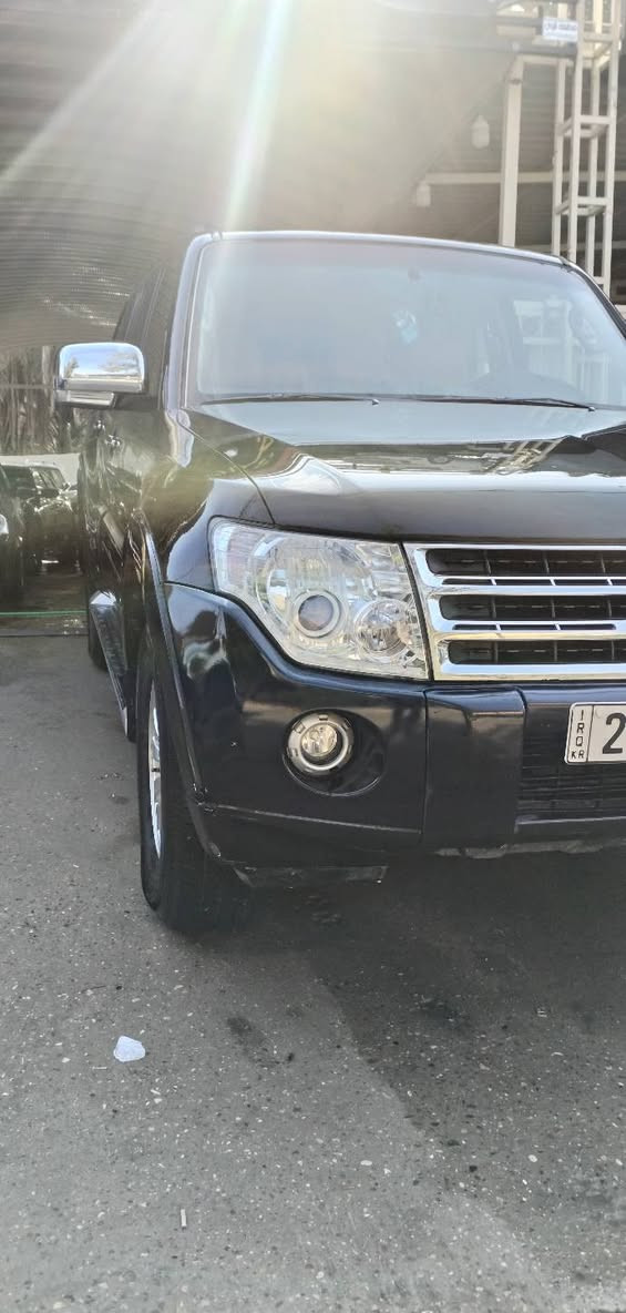 باجيرو 2010 خليجي مكفوله عدا مكانين بارد وكرت سونار مرفق ويه صور مواصفات عاديه    لون اسود ملكي حجم المحرك 3500 رقم  سليمانية دولي جديده السياره جديده مال جناي  تبريد ثلاث قطع حساسات خلفيه  تخم تاير جديد كير مكينه حداديه خير من الله  السعر 142$  *********** ديالى بعقوبة
