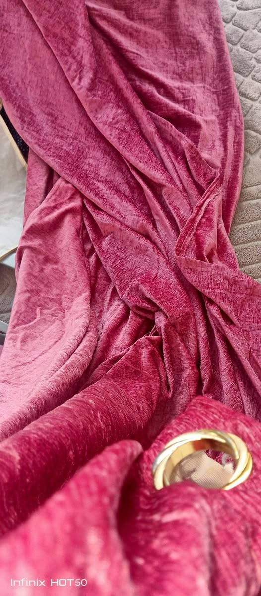 بردات للبيع جدد نضاف وعندي بعد زيتوني خامه ثقيل طول ٢ونص وعرض ٣متر
واكو ٣في٣  قيم وأخذ بس مو تكسر بيهم 
شراي خاص بدون سوالف رجاءا مكانهم العزيزيه


**إذا كنت صاحب هذا الإعلان وتريد حذفه لأي سبب، رجاءا أرسل رسالة إلى الدعم الفني**