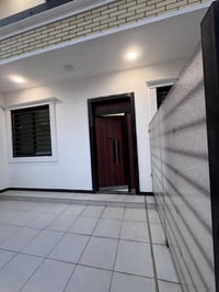 شقة ارضية للايجار ١٥٠م مقابيل كاتب عدل المنصور صالة مطبخ وكراج و٣ نوم ...