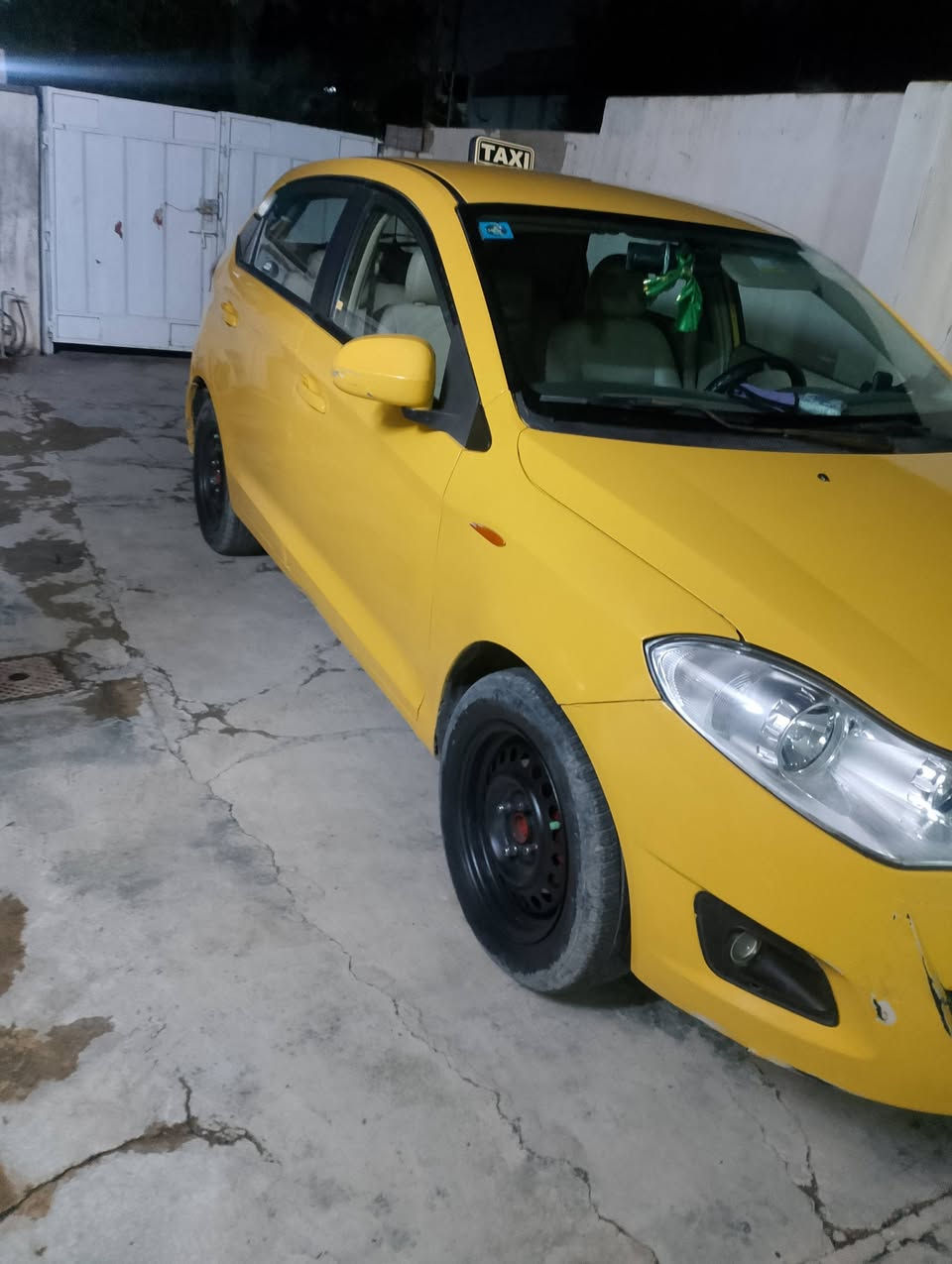 شيري فلاوين موديل 2011 كير محرك مال يارس اوتماتيك سنويه 29 ابسمي امصفرفه هيئه بطاقه بانزين السعر 36 رقم الهاتف ***********
