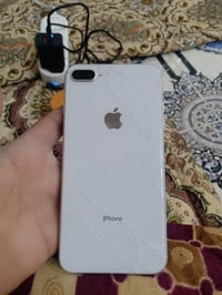 آيفون 8 بلس • ٦٤ • قفل مكاني