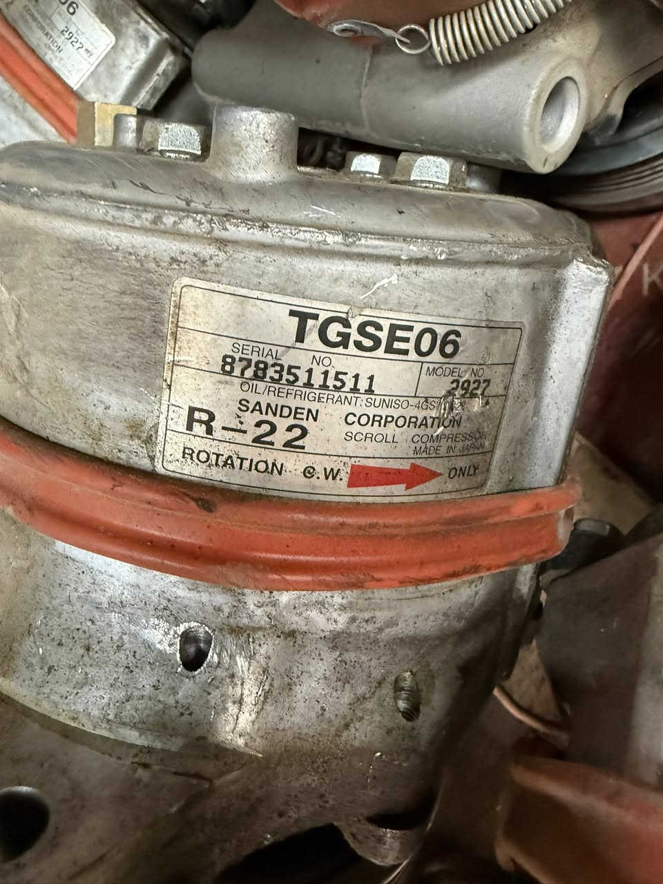 السلام عليكم كمبريسرات تجميد ياباني للبيع سعر 50 دولار ***********
