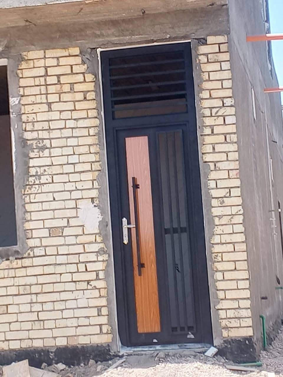 معمل بركات الزهراء الحداده عن توفر عروض خاصه بالاسعار وتشمل كافو أعمال الحداده الأبواب والشبابيك ومحجرات والسقائف إستفسار اتصال *********** وتساب *********** او زياره مقر عملنا الكئان في سماوه عرض فتره محدوده
