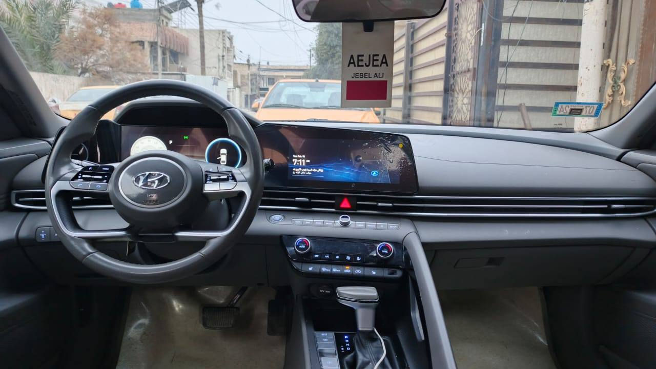 السلام عليكم للبيع النترا 2023 وارد أمريكي فول مواصفات بصمة مكينة وكير وتبريد كلة كفاله تخم تاير جديد ويل كب البلادي داخل مدوشم جديد رادار امامي تحكم شاشة حادثة موجود بالسونار مرفوق مع الصور جاملغ وباب ونص من الدوسة صبغ بدون دواخل المكان بغداد البياع السعر / ١٦٥وبيه مجال للاتصال ***********
