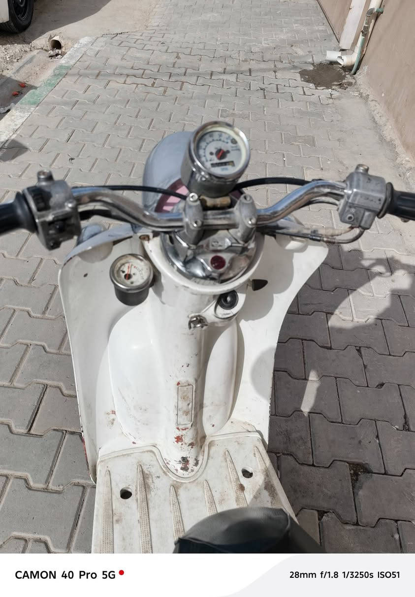 سلام عليكم عبد الحليم للبيع نضيفه هندر واحد تشتغل تشغيل سلف عايز بس باتري .هورن لايت اشاير كله شغاله السعر ١٨٠ وبيه مجال لشراي  *********** مكاني نجف
