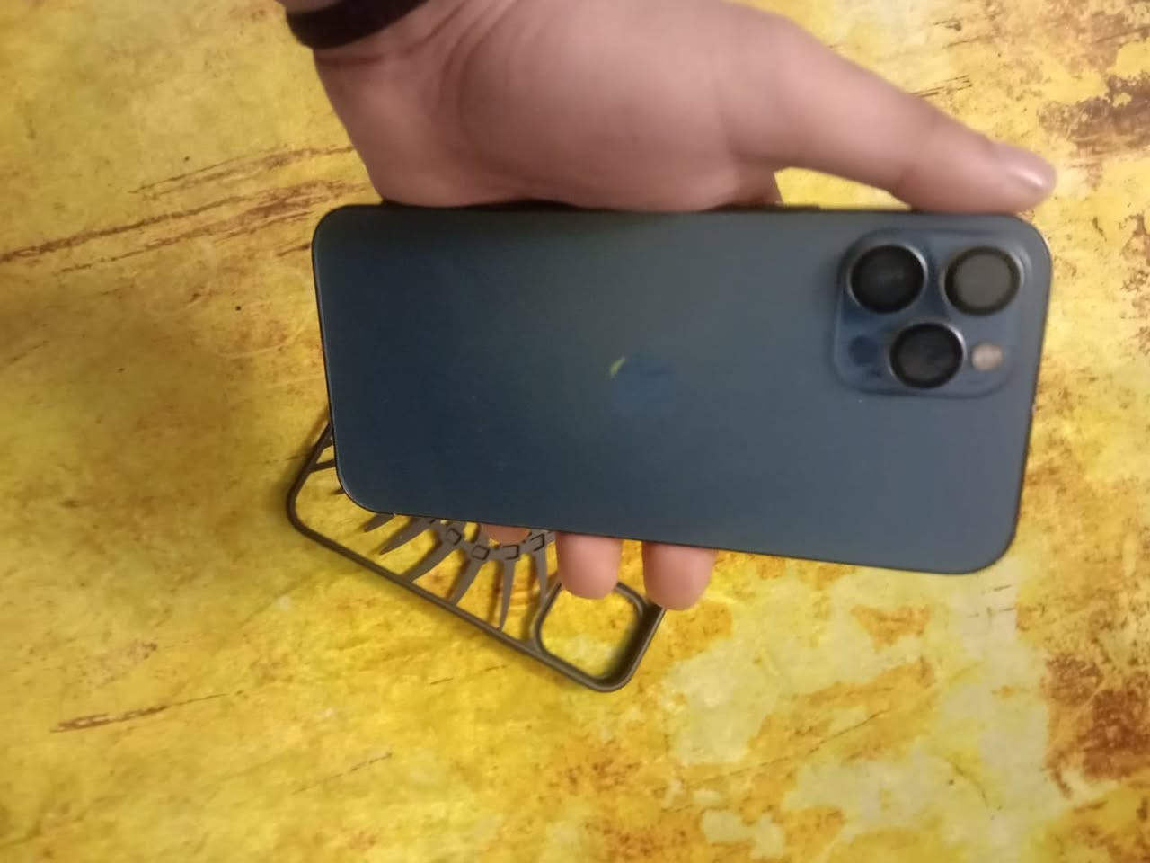 اقره لمنشور زين وركز بل فيدو ل بلمنشور ايفون 12 برو ماكس ذ256 ب300 وبي مجال
شاشه3 خيارات نوعيه ميكانيك سعرها110 ضمان
تلفون حلو وميعلك ولا حماوه
بطاريه100‎%‎ انطيك لتلفون ضمان تاخذه مني بلشحن اذا يصرف تجي للبيت انطيك فلوسك وتاخذ لتلفون وتروح كلام زلم هلكد عندي ثقه بشحن مالته
اتصال ارتنيت كله شغال ع فحص
تحديثات مستمره سنتين لي كدام
ذاكره عاليه
شاصي نضيف جدا جدا
بي شي واحد وكع مني وكامره وحده من لكامرات صار بيهن هزار وصوت وديه ع ابو صيانه مدري شسما كلي لازم تثبته ب مغناطيس وطبيعيه ترجع هاي كامره وحده بس اما ل كامرتين ل لبقيه شغاله وواضحه وشوفت عينك حيل واضحه بس كامره وحده تهز بل مغناطيس ي الفين دينار يسوي الك سعره300 وبي مجال بسيط *********** واتساب
