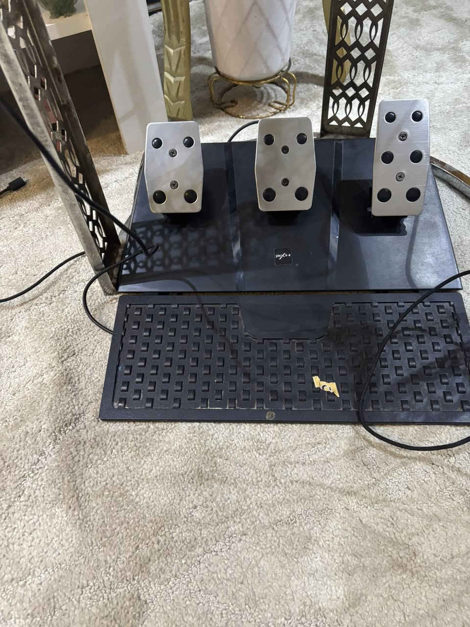 السلام عليكم ستيرن للبيع يربط على كلشي وكامل ملحقات واستعمال قليل الله يشهد والستيرن مثل الحقيقي فرتين ونص وكير 6 نمر ودواسات بانزين بريك كلتش ونوعيته PXN افضل شركه مختصه مكان بابل حله السعر خاص شراي يراسل


**إذا كنت صاحب هذا الإعلان وتريد حذفه لأي سبب، رجاءا أرسل رسالة إلى الدعم الفني**