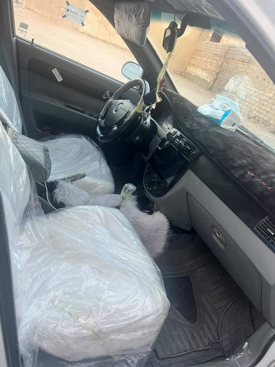 اوبترا موديل ١٢ سياره جاهزه وجديده+***********
رقم بغداد دولي سياره فقط جامرلوغ وخشم البنيد باقي كفاله 
السعر ٨٠
