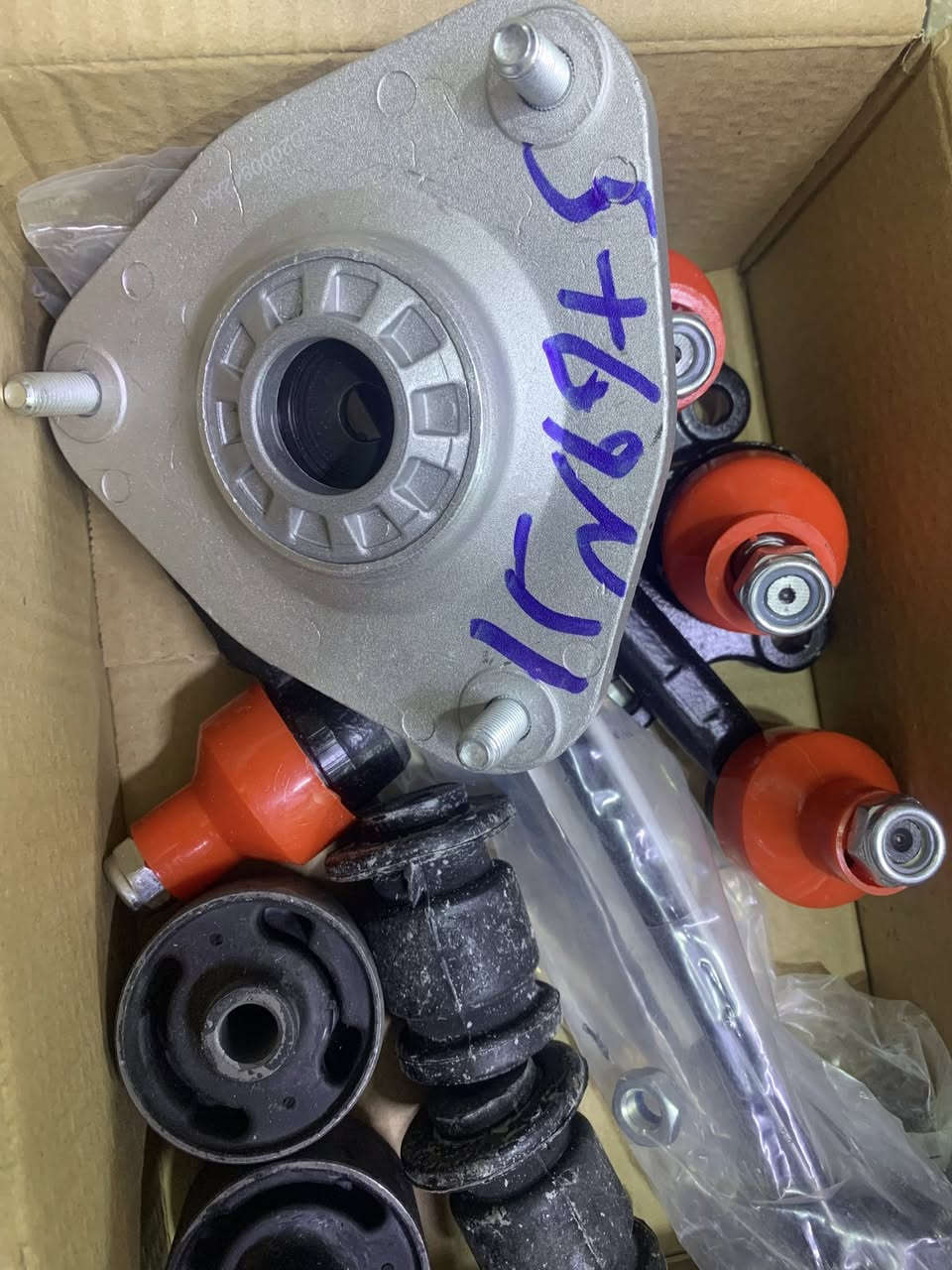 صدر امامي اريزو 6+5 ✔️
تصال ***********☎️. بسعار مناسبه ✅يوجد توصيل 🚚
