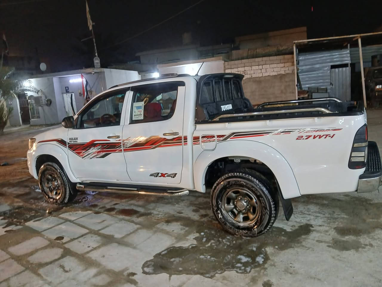 السلام عليكم من رخصة الادمان بيكم تويوتا موديل 2014مكفولة كفاله عامة مكينة اوكير كشر كفالة عامه  مامفتوحة بية اي برغي تخم تاير جديد
ياباني سعر 245 ورقة  رقم بغداد تحويل الثاني يوم بدون مراوس بيع فقط سيارة جديدة رقم هاتف *********** العنوان بغداد
