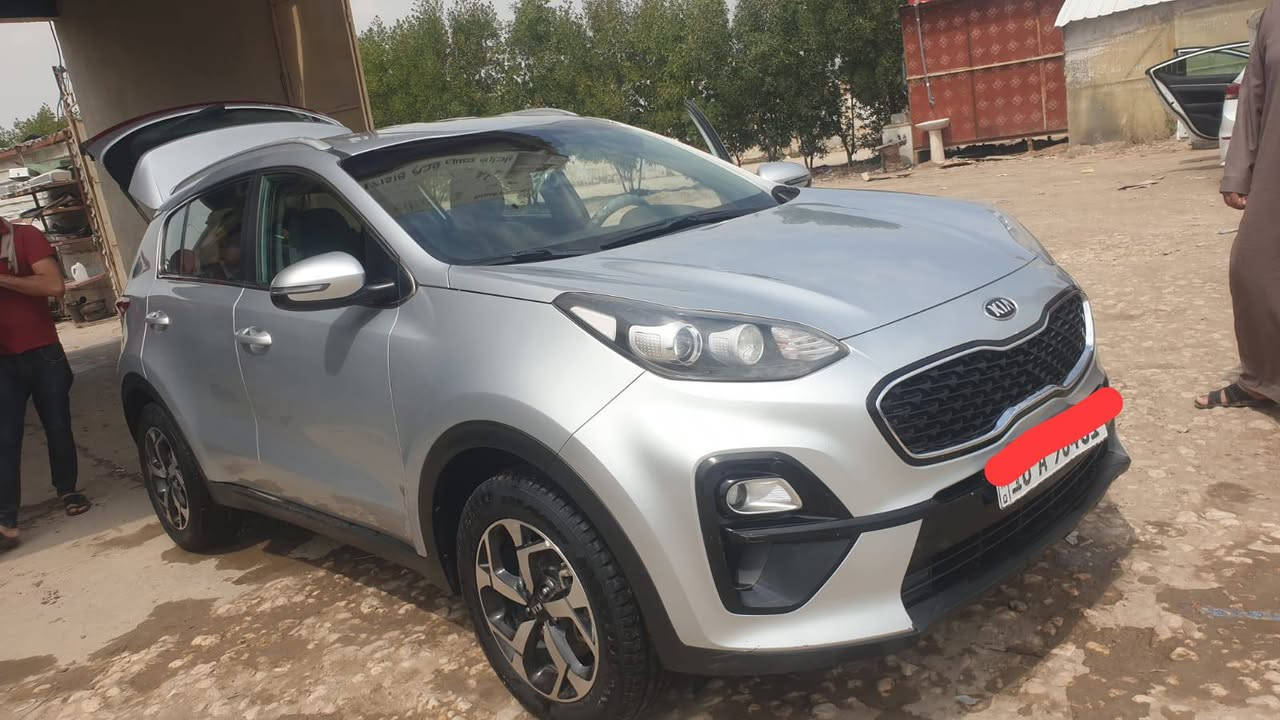 السلام عليكم
كيا سبورتج خليجي رقم بابل مكفوله باسمي رقم إنكليزي

مكان السياره بابل

موديل 2019 خليجي

حساسات اشاير بالمري شاشة داخلية محرك دوش 2000 
تخم تاير جديد حداديه جديده باتري جديد

السعر   175

***********

