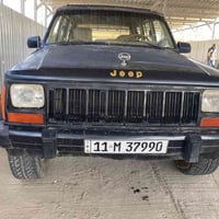 ‏ جيب شوروكي  محرك 3000 موديل 1990 سنويه جديده سعره 30 07726346845￼