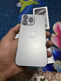 آيفون 15 برو ماكس • ٢٥٦ • بطاريه ٩٠%