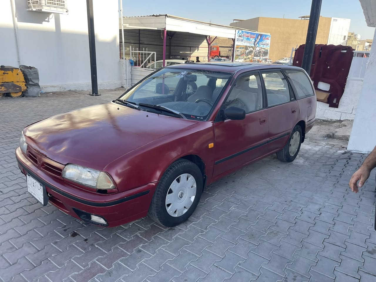 ‏سلام عليكم من رخصة ادمين  المحترم
‏عندى  نيسان بريمر ستيشن للبيع موديل 91 رقم كركوك سنوية ساقطة محرك 20 گير عادي ￼صاحب شرعي موجود وكالة عامة باسمي شرط قص غرامه تحويل صبغ عام لجمالي بدون ضربات قوية سعر 32$ بيها مجال مكاني كركوك بي ￼دفتر بنزين 
‏الملاحظة 450￼ الف عليها غرامة ينزل من السعر ￼
***********
***********￼
