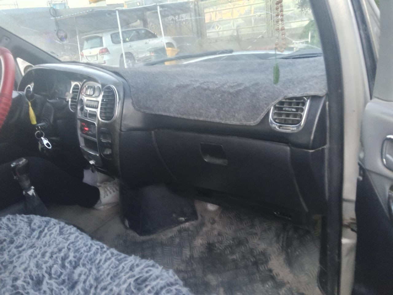 من رخصه الادمن ستاركس 2007 سياره مصفره هيئه ومرور رقم نكليري بغداد بسمي كهربائيات من الدعاميه للدعاميه كلها شغاله مكانها ابو غريب معروضه ب70 وبيها مجال بسيط باقي تفاصيل اتصل وميكون خاطرك اله طيب هـ***********//*********** اني مكلف بل نشر
