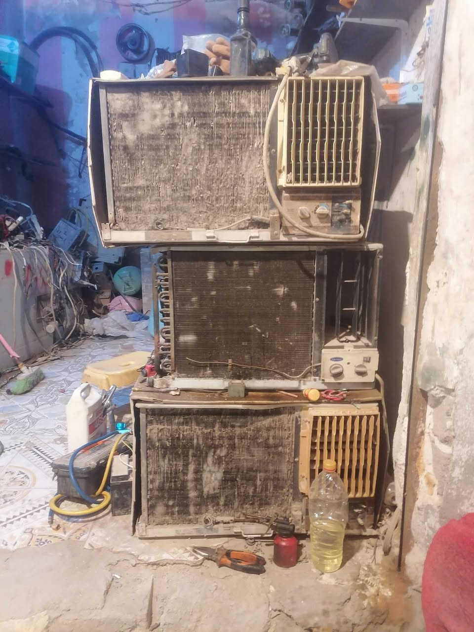 السلام عليكم رمضان كريم ان شاء الله
سبالت مكيفات للبيع وشتري سبالت مكيفات العطلان وليشتغل 👈 *********** ناصريه مركز قطع غيار سبالت مكيفات كلشي موجود صيانه حياكم الله 🌹 🌹
