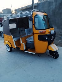 تكتك للبيع موديل 19طالعه بل 20 رقم ذي قار جاهزه ماعوزها شي  0785130991...