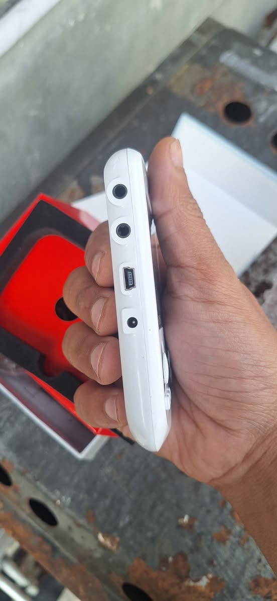 متوفر ٣ لوان جديد غير مستخدم ذاكره ٤كيكا توصيل اكو


**إذا كنت صاحب هذا الإعلان وتريد حذفه لأي سبب، رجاءا أرسل رسالة إلى الدعم الفني**