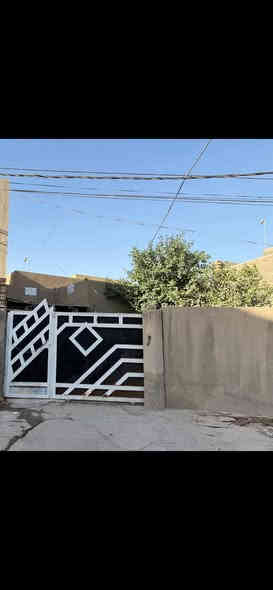 السلام عليكم بيت طابو على الشارع العام صرف مع مشتمل المساحه٤٢٥البيت متكون من طابقين و كراج وحديقه و مطبخ واستتقبال وهول ومجمع صحي وغرفه نوم واحده في طابق الارضي وغرفتين بالطابق الثاني و المشتمل مكون كراج ومطبخ وهول ومجمع صحي وغرفه واحده المكان بابل قرب مركز شرطة حي بابل(خسرويه) للاستفسار اكثر اتصلو على هذا الرقم
***********
