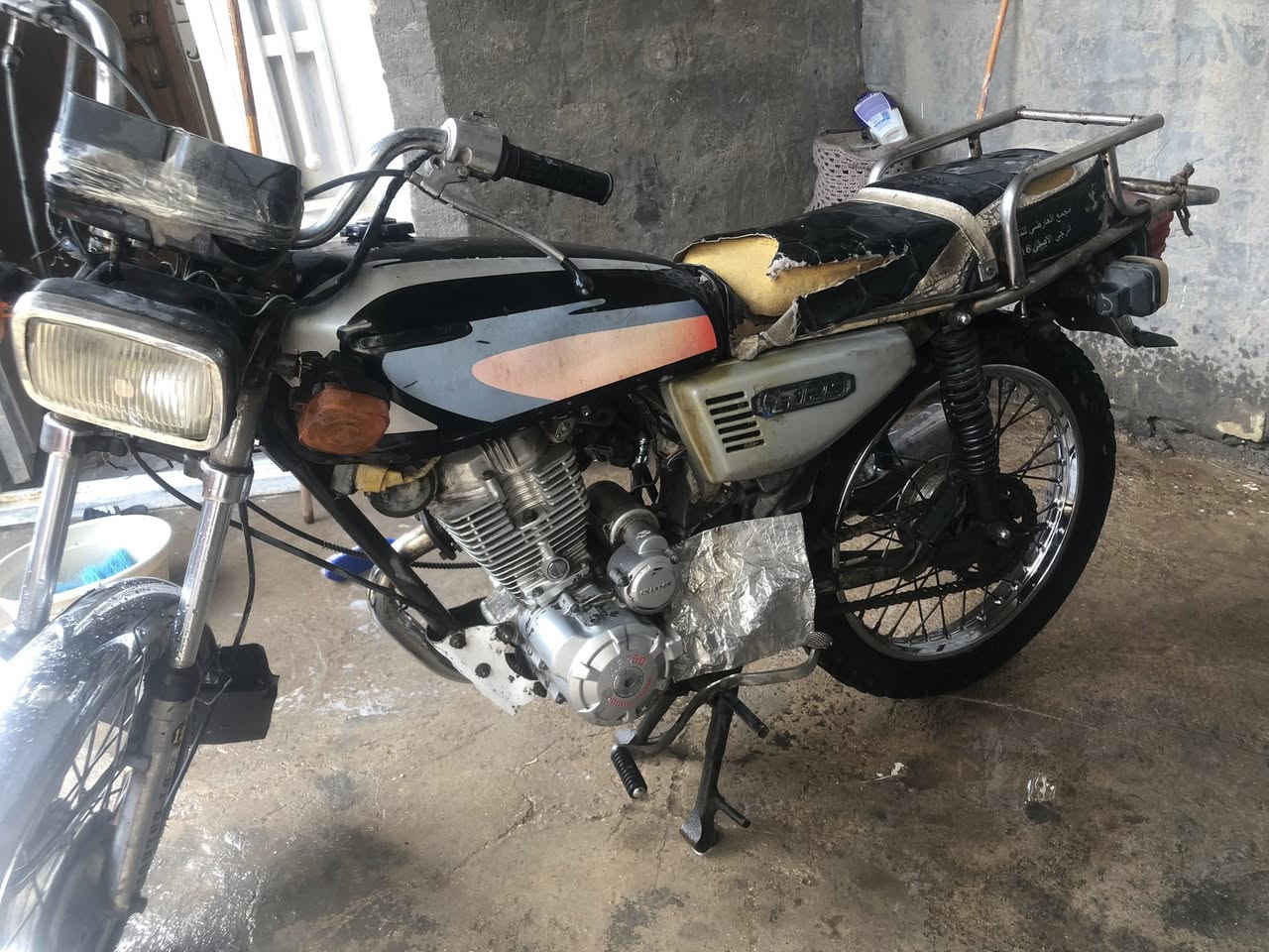 سلام عليكم دراجة اربعة كير للبيع شغالة نضيفة+اوراق
المكان حي الميلاد 

سعر450وبيه مجال 

 واتساب***********
