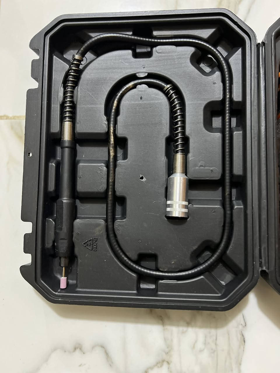 جهاز INGCO Mini Grinder متعدد الاستخدامات للنقش والصنفرة والتلميع، مع جميع الملحقات والحقيبة الأصلية، بحالة ممتازة، السعر 35 ألف دينار

يتوفر توصيل لجميع محافظات العراق 🇮🇶 

للاستفسار المراسلة على الخاص


**إذا كنت صاحب هذا الإعلان وتريد حذفه لأي سبب، رجاءا أرسل رسالة إلى الدعم الفني**