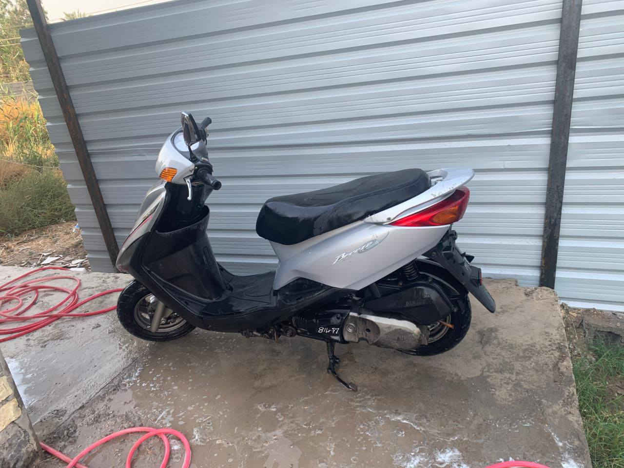 السلام عليكم بريز نوزل رمبة دراجة خير من الله رمبة استعمال قليل السعر 750وبيهة مجال قليل الاتصال رقم صاحب الدراجة
***********
