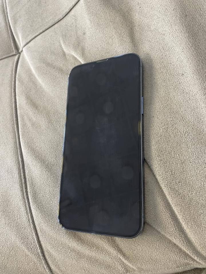 13برو ماكس مكفول و وتر جهاز نضافه ميه بس ضهر مفطر للبيع أو مراوس سعر ٥٧٥ بي مجال بسيط 
***********
