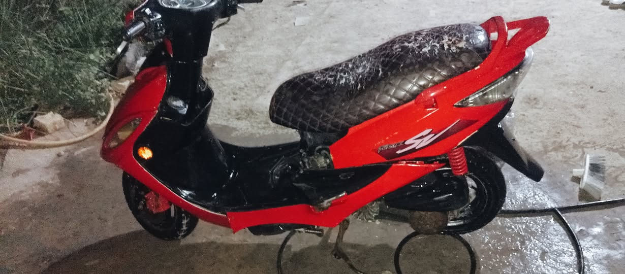 دراجه جيفور كامكو الدراجه خير من الله معدل 90 ب الكلجات البلاديه
قبق هندر مكسور ولاغي الهندر
 الدراجه نكره سلف 
العنوان فضليه
الرقم ***********
