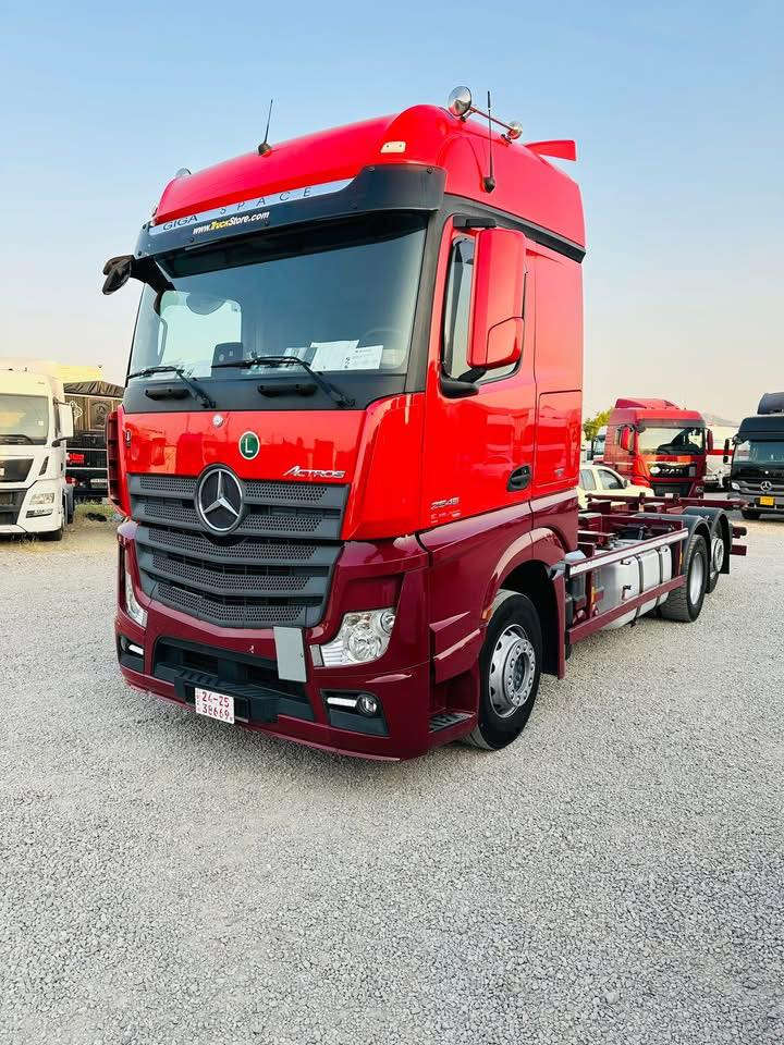 2016
2545
اكتروس كاتى 
مكان سليمانيه
***********
