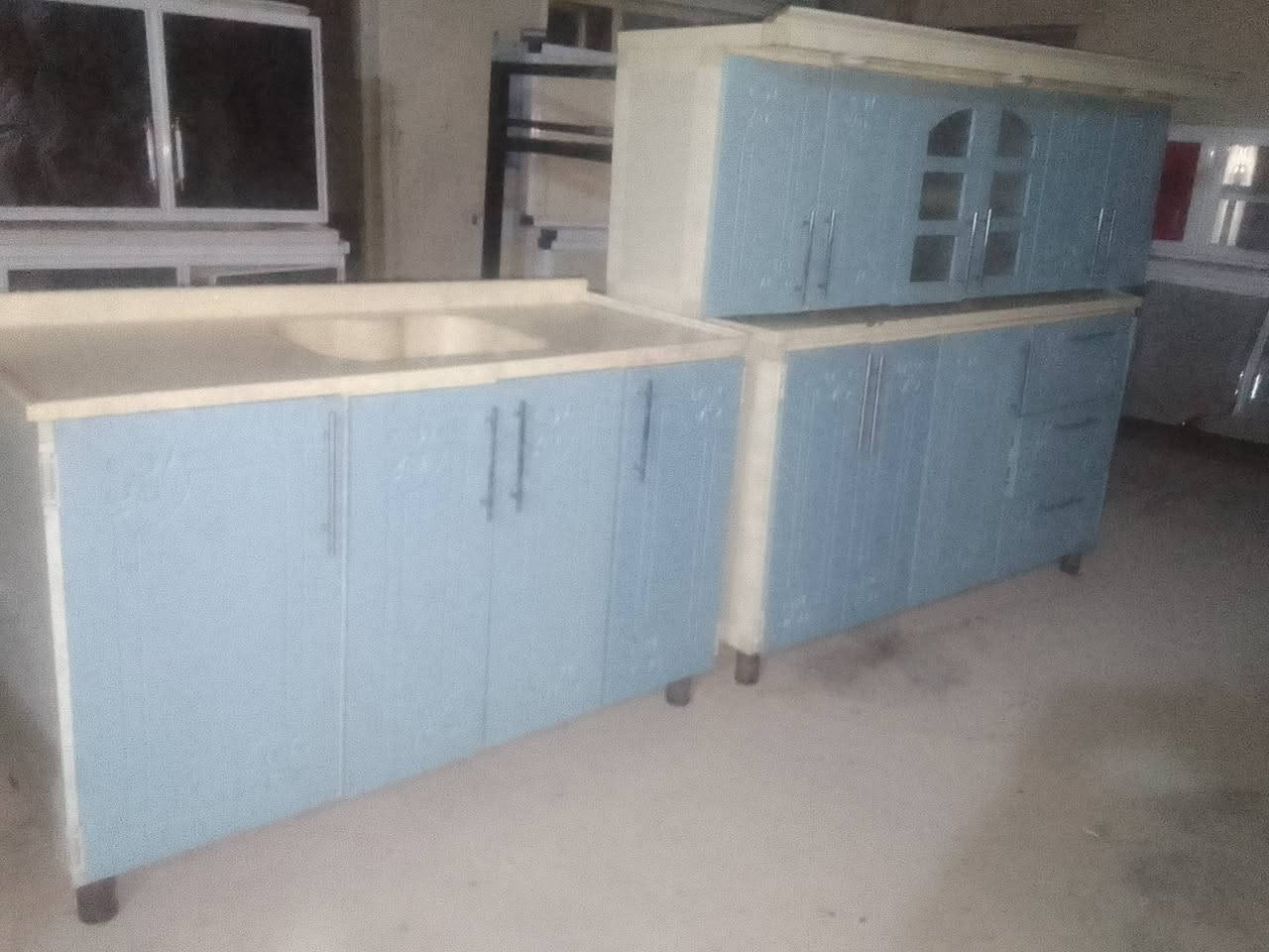 كاونترات الامنيوم البوب اج دي القياس مترين والسنك متر ونص كله مرمر اصلي الشراي يتفضل خاص مكاني بغداد حي اور رقم الهاتف بي واتساب اي ستفسار خاص ***********
