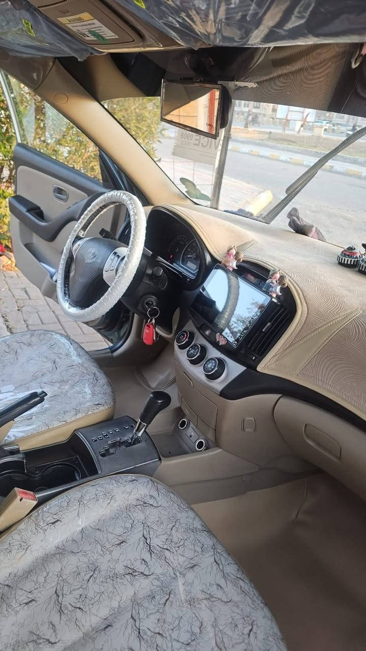 السلام عليكم النترا 2007 امريكي مكينه 2000 كير مكينه كفاله عامه ضررها جاملغ وبنيد رقم بغداد بسمي هزه جديده المكان كوت للاستفسار *********** (مكلف بالنشر)
