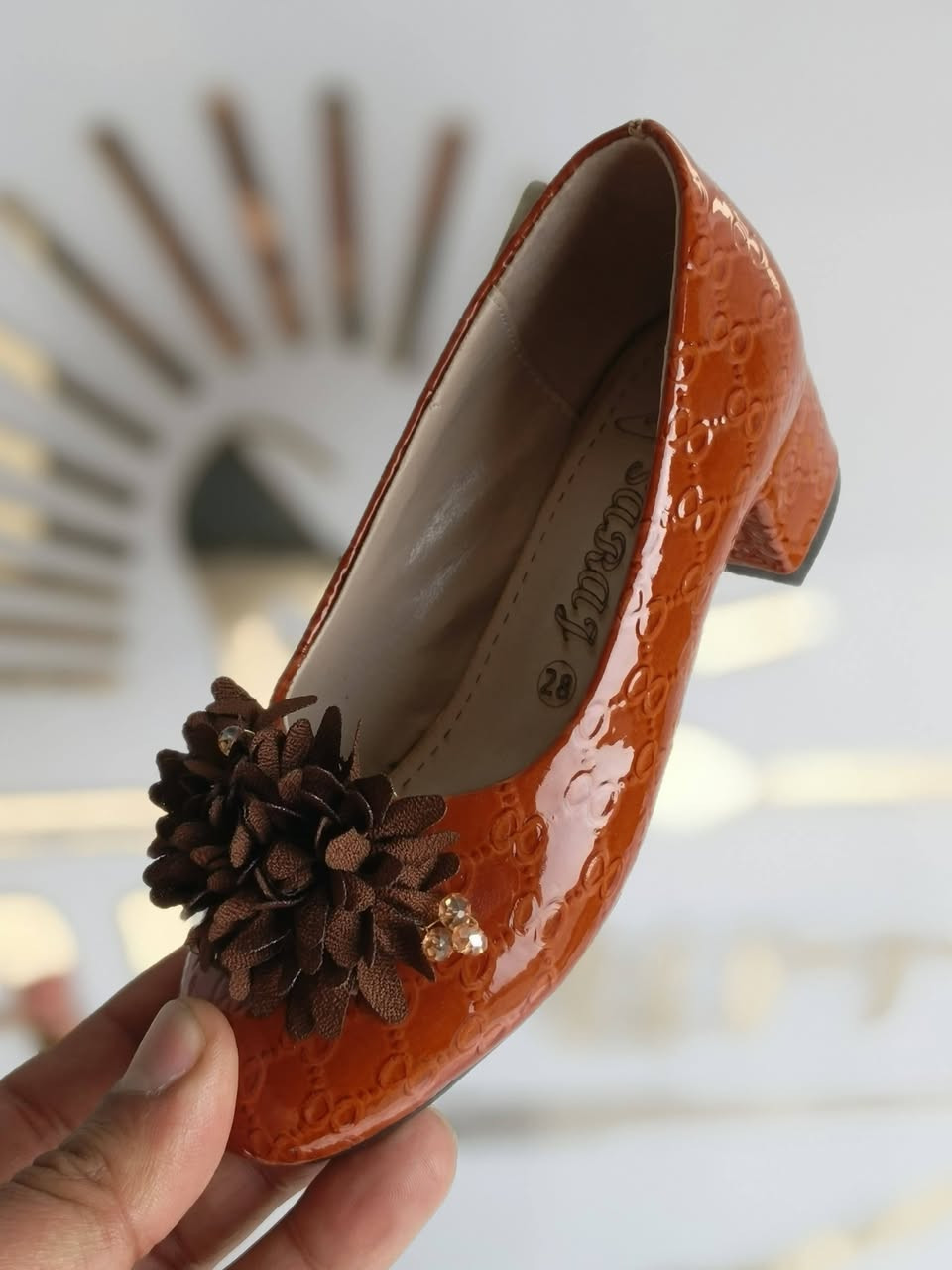 #أجمل كعب بناتي 👑💕
أناقة + راحة + ستايل يلمع بالمناسبات ✨
💥 السعر القطعة 6 آلاف
💥 والعرض الخاص 👇
🎁 2 بــ 10 آلاف فقط 🎁
توفري 2 ألف وتاخذين موديلين لبنوتج 👠💖
الكمية محدودة والعرض لفترة قصيرة ⚡
الحجز بالدايركت أو تعليق (تم) 👑🔥


**إذا كنت صاحب هذا الإعلان وتريد حذفه لأي سبب، رجاءا أرسل رسالة إلى الدعم الفني**