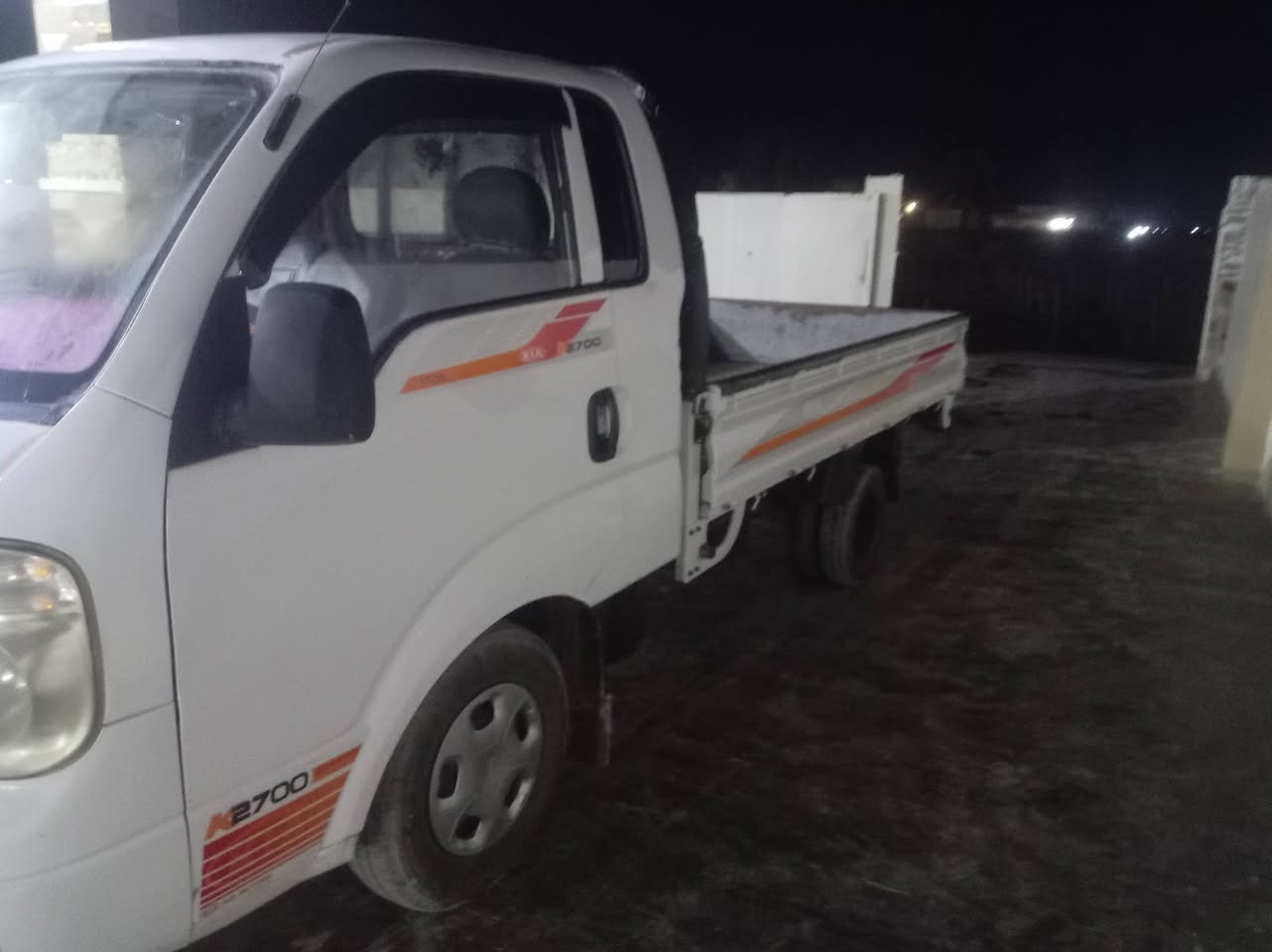 سلام عليكم كية بنكو مديل 2009رقم صلاح الدين (سياره نقص ضبارة يعني ) مكفولة  كسل محرك شاصي بيهة مكانات صبق سعر 65و بيهة مجال مكاني صلاح الدين سامراء ناحية معتصم رقم الهاتف ***********
