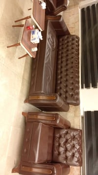 تخم جلد 14 مقعد نضيف مع طبلات ثنين السعر 350 مكان بغداد  العطيفية 0776...