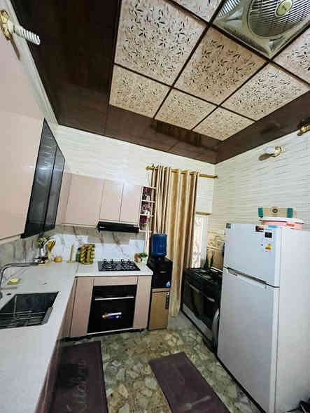 بيت ١٠٠متر طابق واحد نظيف جدا قطاع ٨٤شارع ١٠متر غرفة وصالة واستقبال ومطبخ السعر السعر ١١٥مليون مع المجال للاستفسار مكتب سيد هاشم الذبحاوي للعقار الكوفة حي ميسان ركن شارع البوريات ***********واتساب نستقبل جميع العروض عرصات بيوت مشتملات راسلونا مع الصور على الواتساب اعلاه
