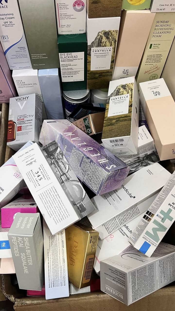 عناية بالبشره والشعر والجسم المنتجات اصليه شرط الفحص توصيل ٣ الاف لجميع محافظات الاسعار متتعده ١٠ الاف


**إذا كنت صاحب هذا الإعلان وتريد حذفه لأي سبب، رجاءا أرسل رسالة إلى الدعم الفني**