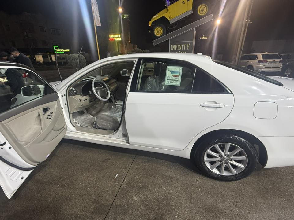 بسم الله به ناوي خواي گه وره
كامري موديل le٢٠١١سپي به فري تاقانه ي هه موو عيراق هه موو كياني له سه رده قي شه ريكه ماوه ته وه بوياخي نييه مه كينه ي نه كراوه ته وه سه نه وي وتازه يه زور زور كه م روشتوه شايه ني باس كردن نييه ***********
