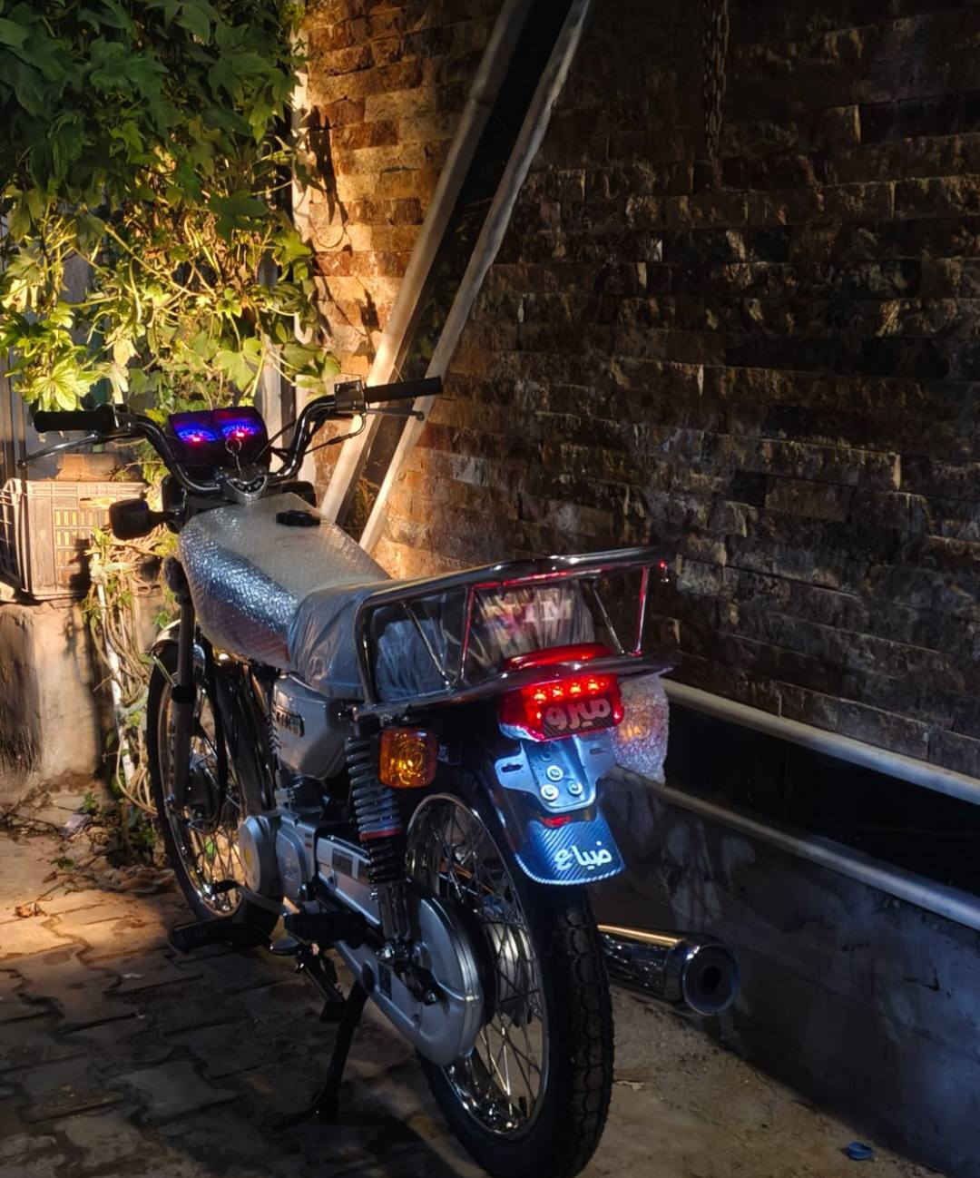 السلام عليكم
نامه امتياز شبه شلامجه شاصي رفيع موديل 27 صارله 6 ايام طالعه معرض دراجه نضيفه وحلوه شلعه ومعدل حلو رايده ب 750 وبيه مجال مكاني كربلا طويريج رقمي ***********
