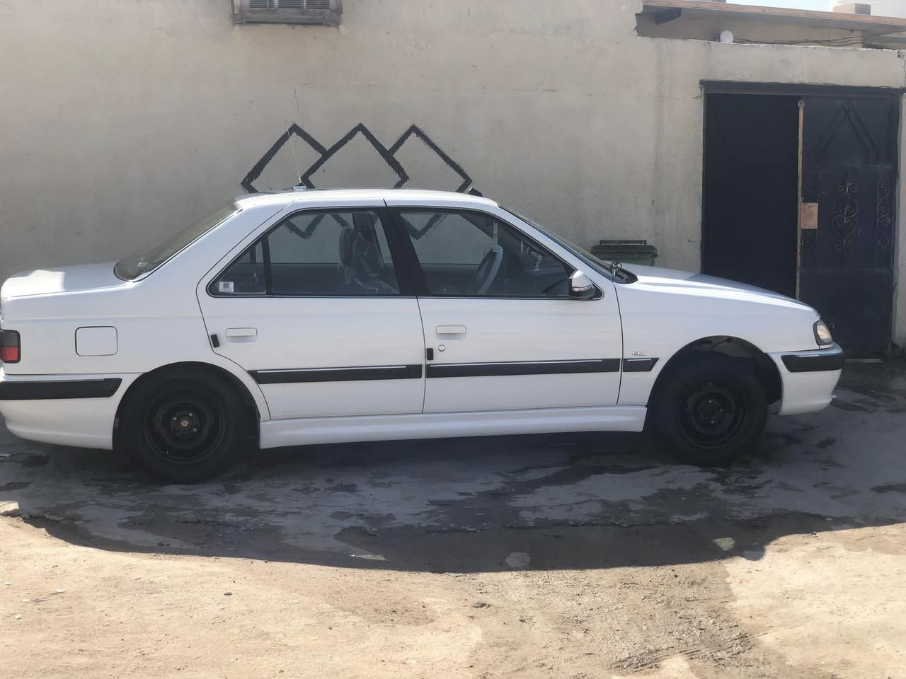 السلام عليكم بيجو باص مديل 24 السيره حره بسمي تحويل ثني يوم كفاله عامه مكاني البصره السعر 86 رقم السيره بصره  ***********
